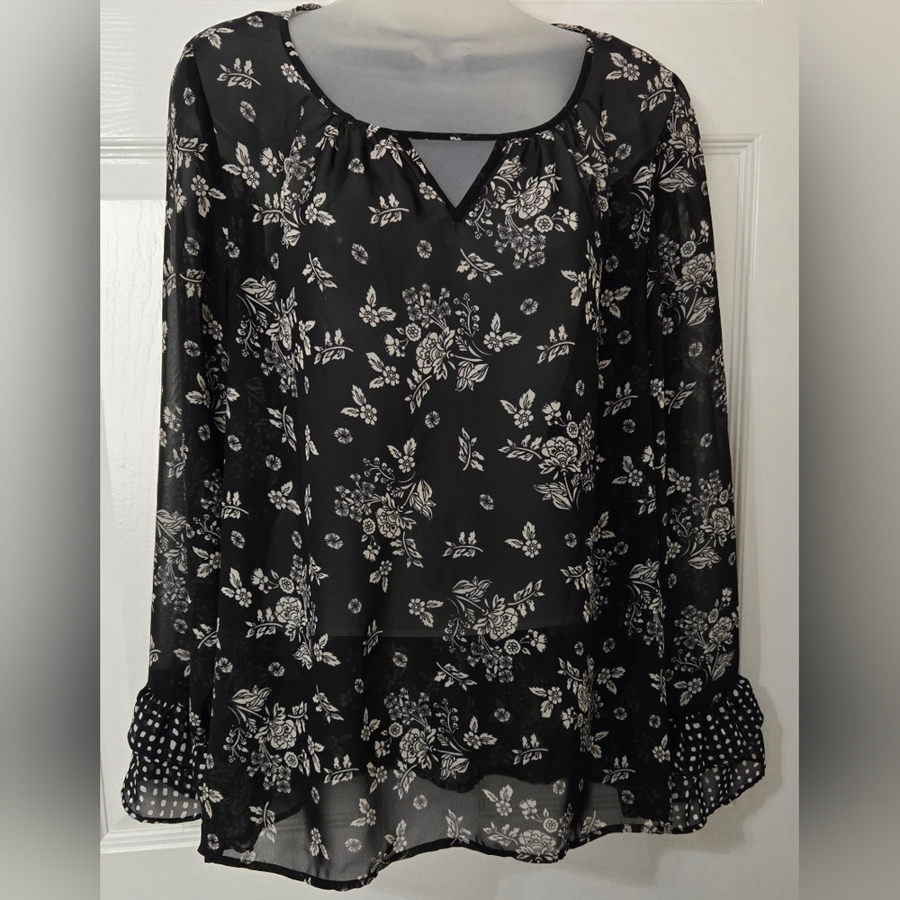 Ladies ALYX Sheer Black And White Floral Top Sz Large